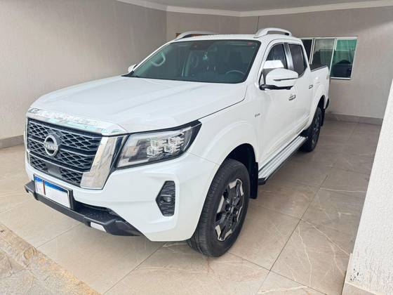 NISSAN FRONTIER 2.3 16V TURBO DIESEL PLATINUM CD 4X4 AUTOMÁTICO